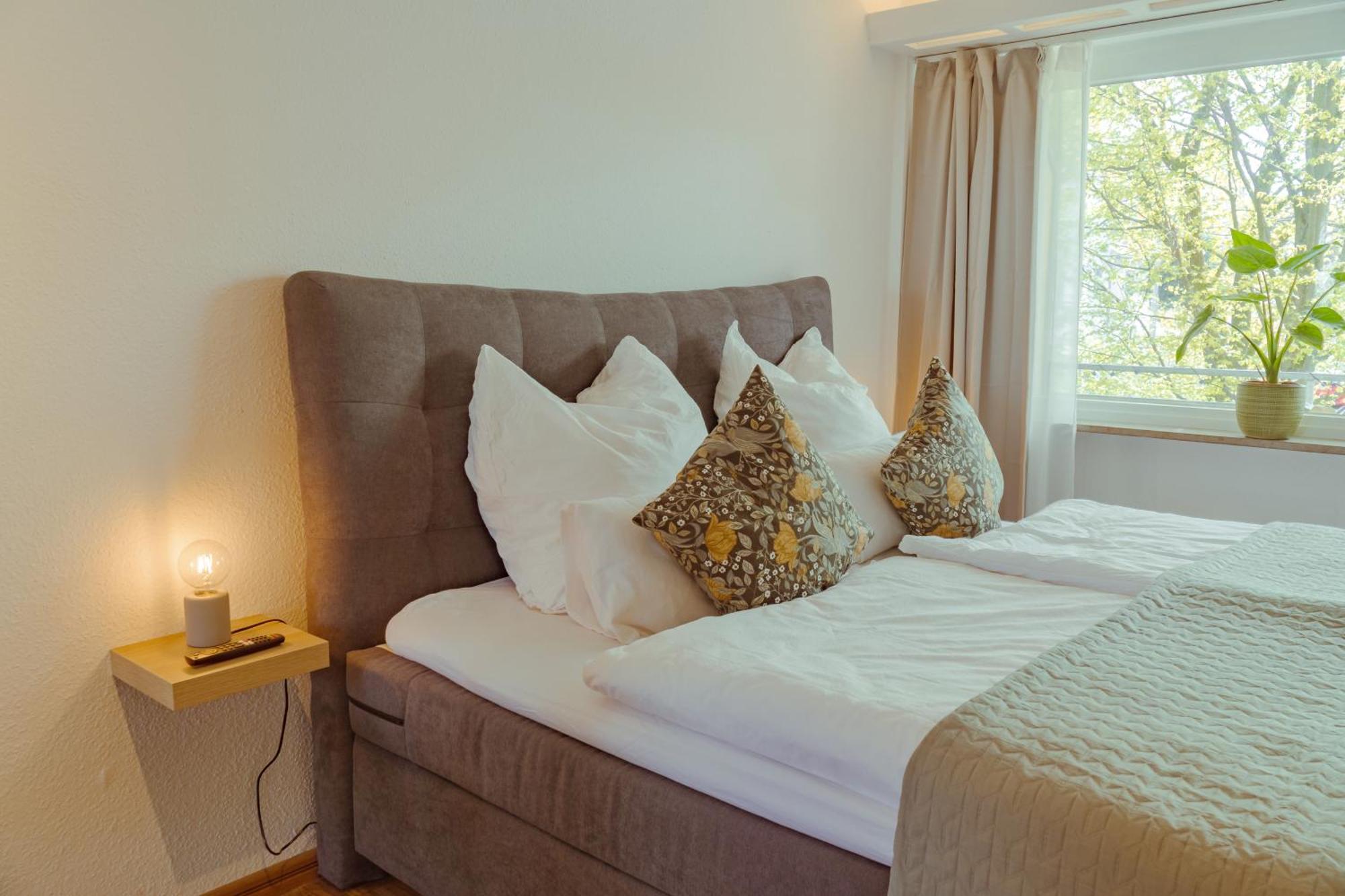Oberesslingen Studio Apartment Mit Parkplatz מראה חיצוני תמונה